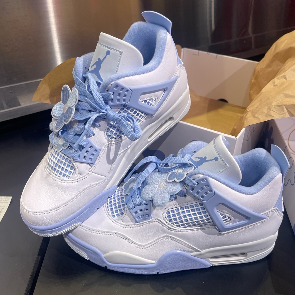 Jordan Air Retro Sneakers in White and Blue
